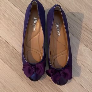 Purple brand j.Renee size 7 selling for 48$